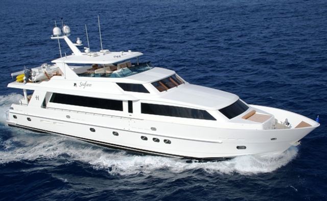 Miss Dunia yacht charter Hargrave Motor Yacht