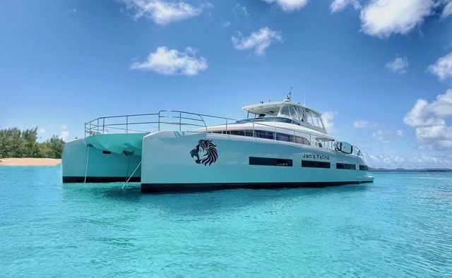 Jan's Feline yacht charter Lagoon Motor Yacht
                        