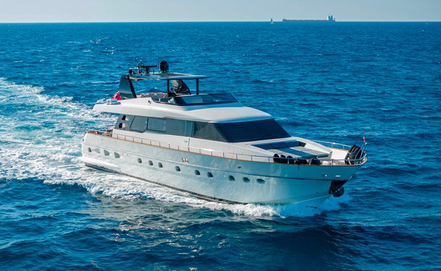 Whitehaven yacht charter Canados Motor Yacht