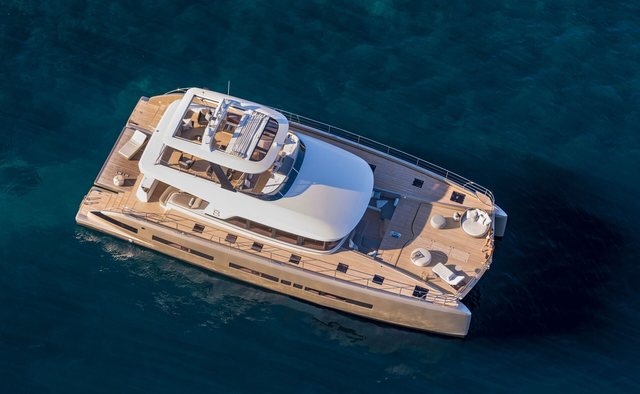 Siete Mares yacht charter Lagoon Motor Yacht