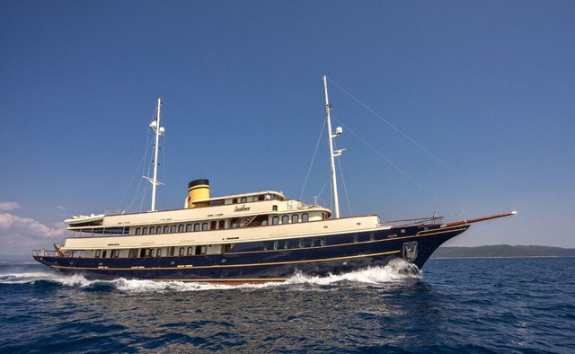 Casablanca Yacht Charter in Dubrovnik