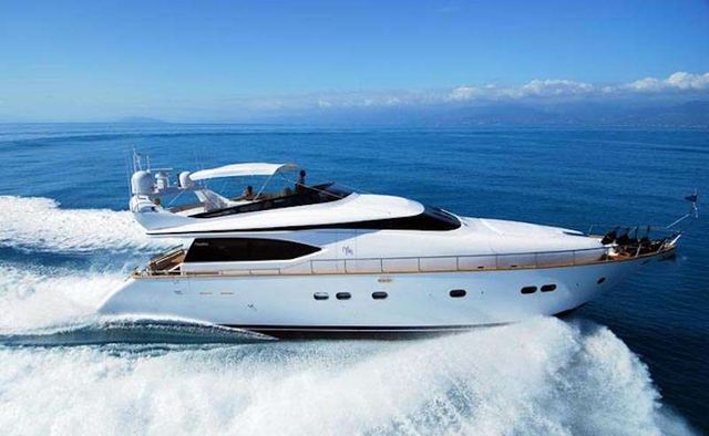 Yakos Yacht Charter in West Coast Italy