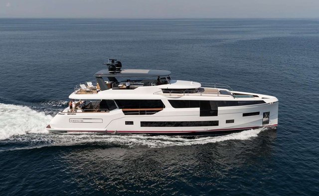 Saint Yacht Charter in North America
