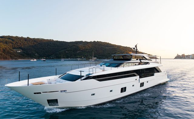 Aresya Yacht Charter in Calvi