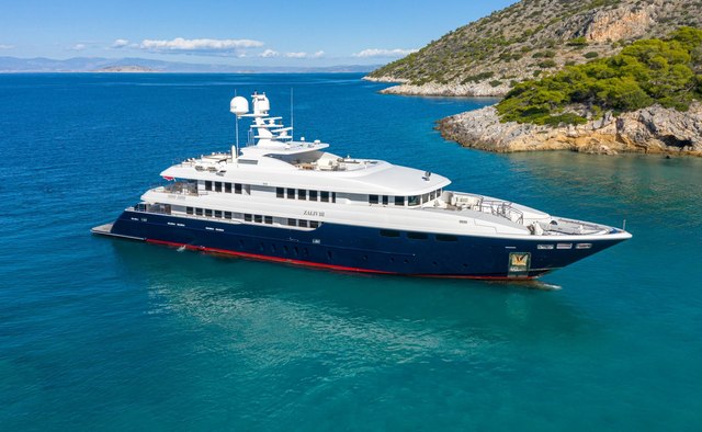 Zaliv III Yacht Charter in Cyclades Islands