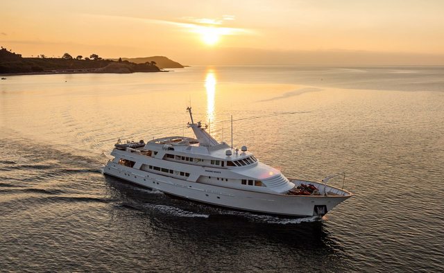 Kokomo Nights yacht charter Picchiotti Motor Yacht