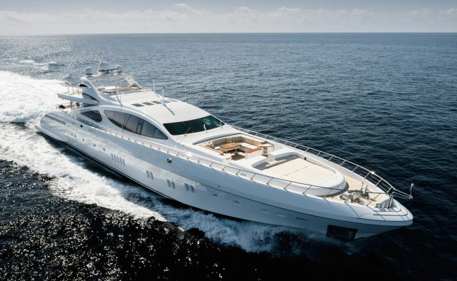 Royale X Yacht Charter in Calvi