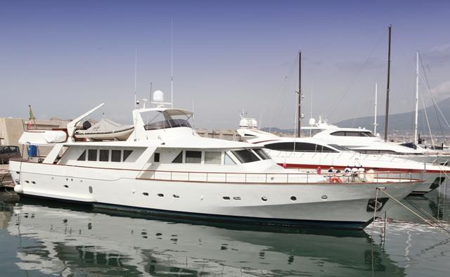 Hathor Yacht Charter in Barbuda