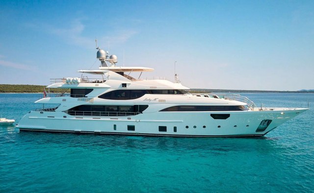Lady MRD Yacht Charter in Venice