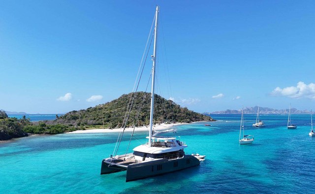 Yolo Yacht Charter in Leeward Islands