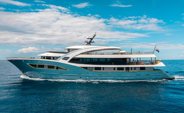 Bella Yacht Charter in Montenegro
