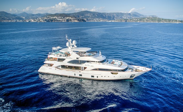 Soy Amor Yacht Charter in Monaco