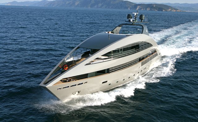 Ocean Pearl Yacht Charter in Italy