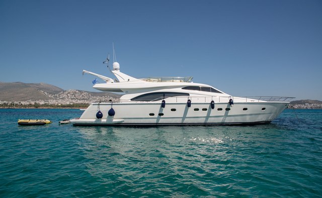 Ananas Yacht Charter in Greece