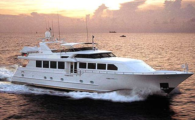 Island Vibe yacht charter Broward Motor Yacht
                        