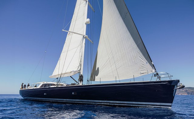 Vaimiti Yacht Charter in Mustique