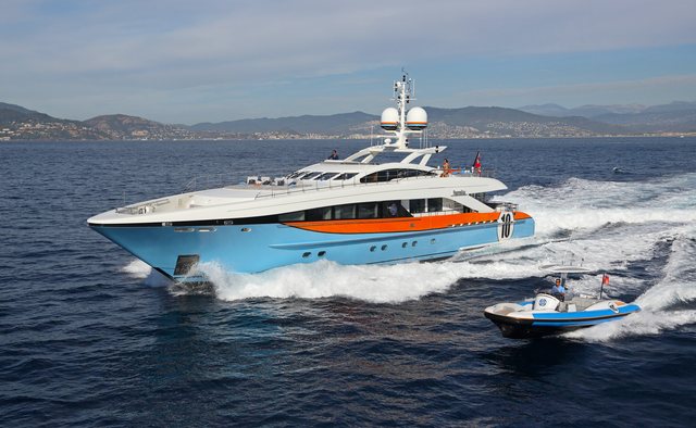 Aurelia yacht charter Heesen Motor Yacht
                        