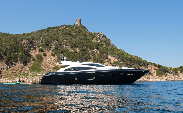 Agapa yacht charter Sunseeker Motor Yacht