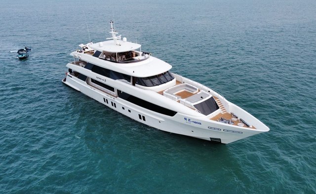 RUI ZI 4605 yacht charter Ruiying Yachts Motor Yacht