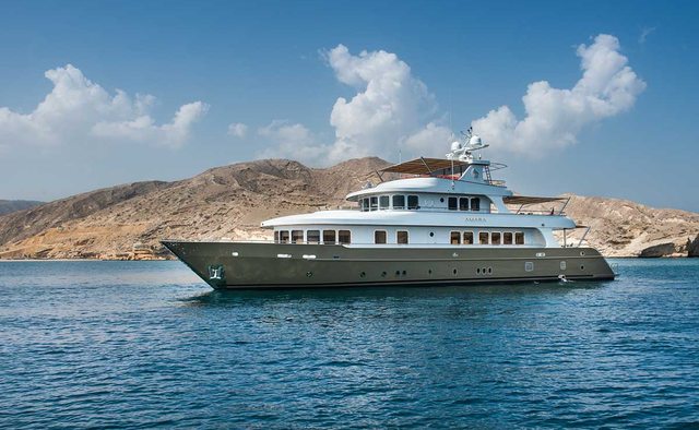 Amara yacht charter Custom Motor Yacht
                        