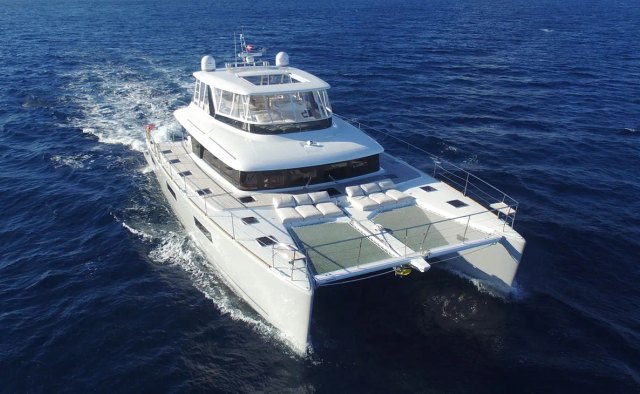 Long Monday yacht charter Lagoon Motor Yacht
                        