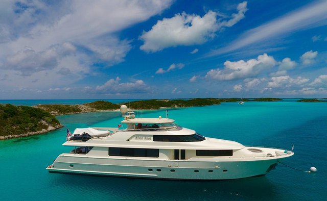 Gratitude Yacht Charter in Caribbean