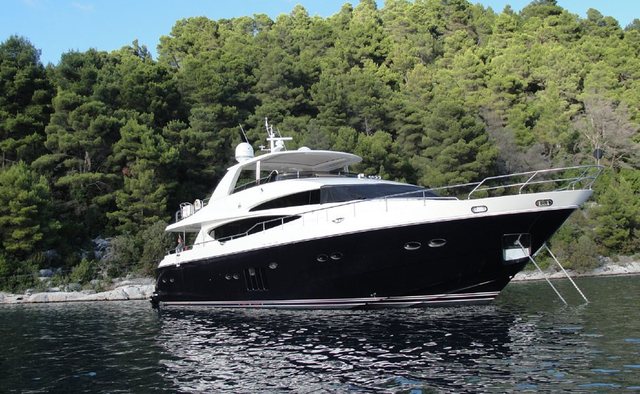 Princess 95 Yacht Charter in Amalfi Coast