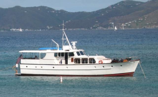 Flame Yacht Charter in Leeward Islands