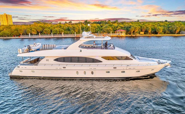 The Program Yacht Charter in Rum Cay