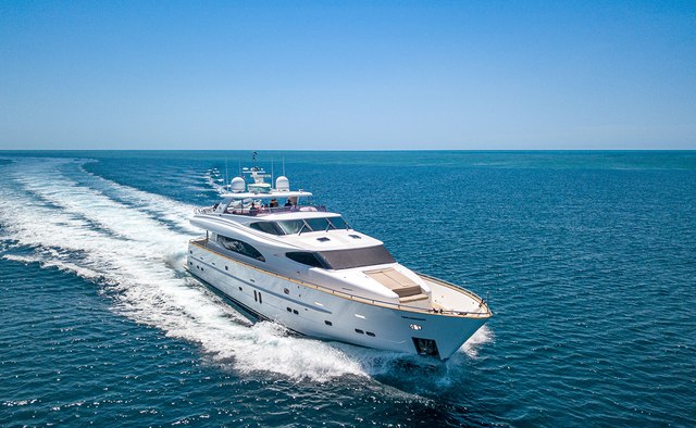 Triple 888 Eight yacht charter Horizon Motor Yacht
                        