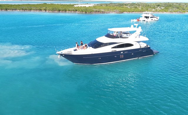 Saphire Blue yacht charter Azimut Motor Yacht