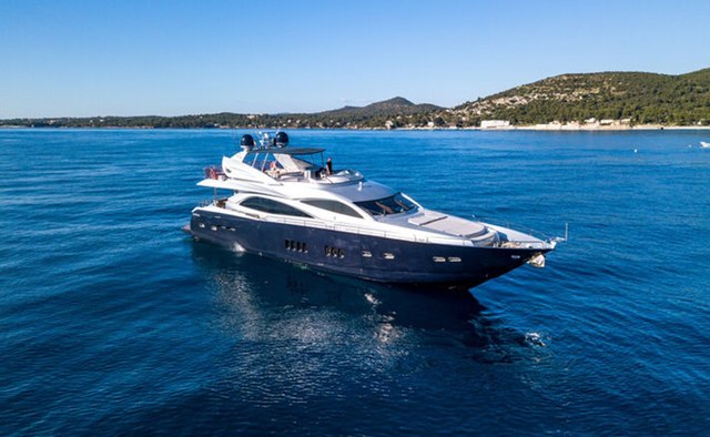 Mr Sea yacht charter Sunseeker Motor Yacht
                        