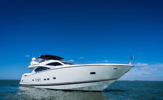 Chess yacht charter Sunseeker Motor Yacht
