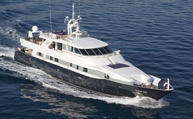 Lady in Blue Yacht Charter in Porto Cervo