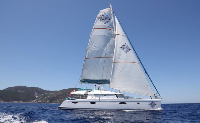 Lir Yacht Charter in Naples