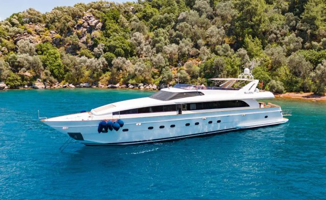 Blues yacht charter SES Yachts Motor Yacht
                        