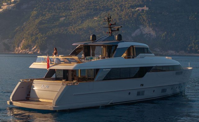 AM yacht charter Sanlorenzo Motor Yacht
                        