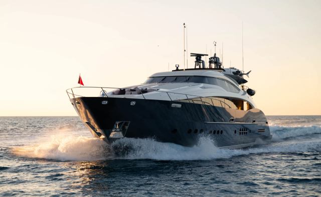 Thunder Yacht Charter in South of France