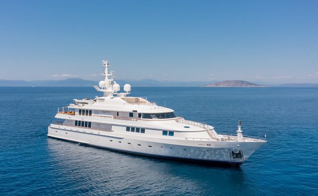 Vera Yacht Charter in Portovenere