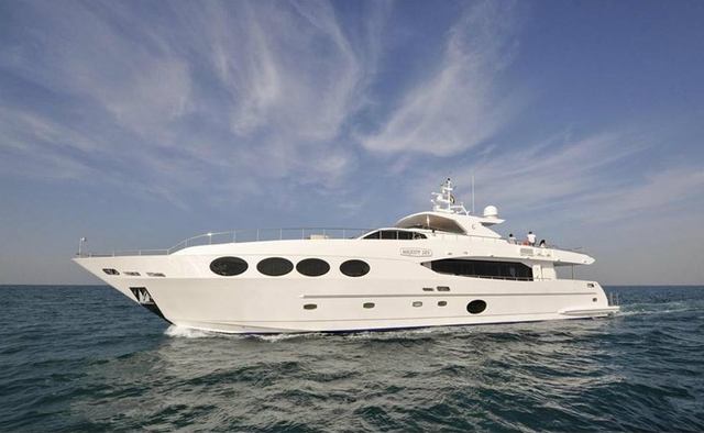 Diam Yacht Charter in Amalfi Coast