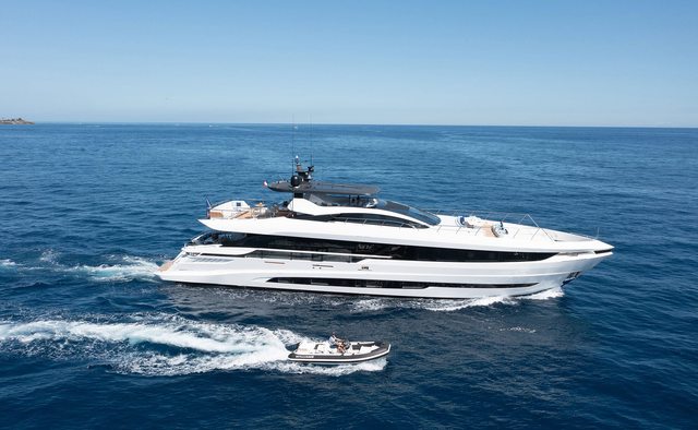 Artemis Yacht Charter in Calvi
