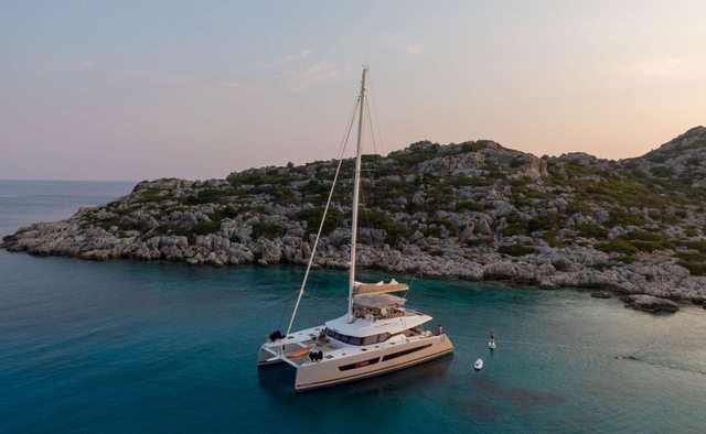 Serenissima III Yacht Charter in Cyclades Islands