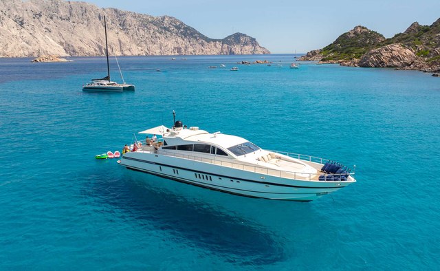 Kigal Yacht Charter in Portisco