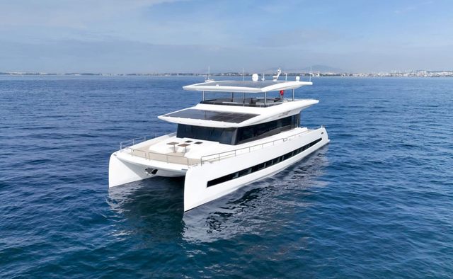 Atraversia Yacht Charter in Formentera