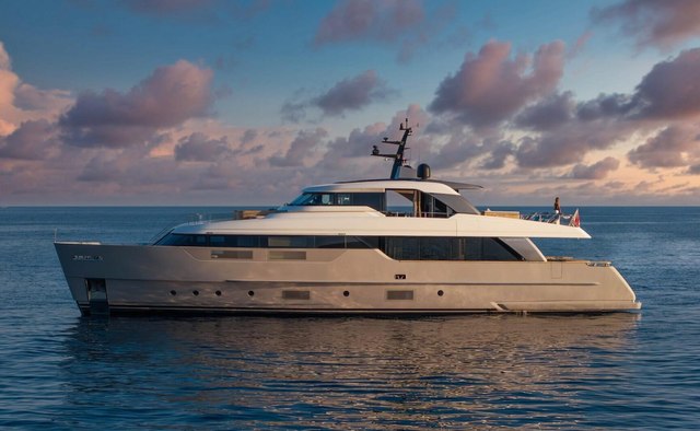 AM yacht charter Sanlorenzo Motor Yacht