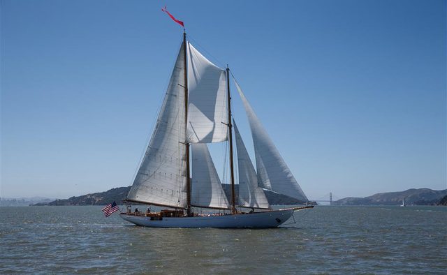 Eros Yacht Charter in Dominican Republic