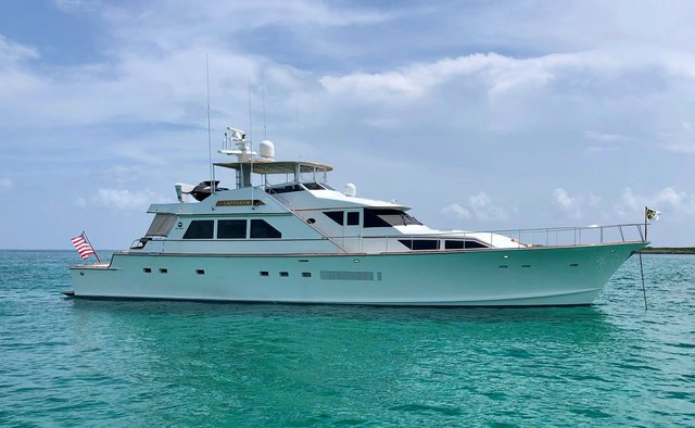Captivator Yacht Charter in Florida