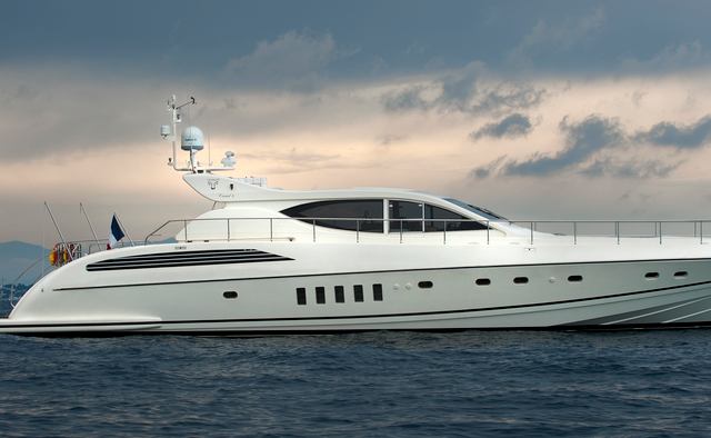 Cristal 1 Yacht Charter in Porto Cervo