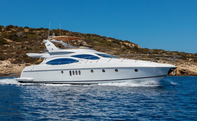 Dream yacht charter Azimut Motor Yacht
                        