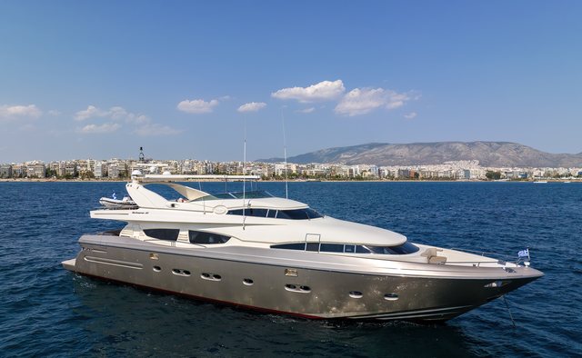 Why yacht charter Posillipo Motor Yacht